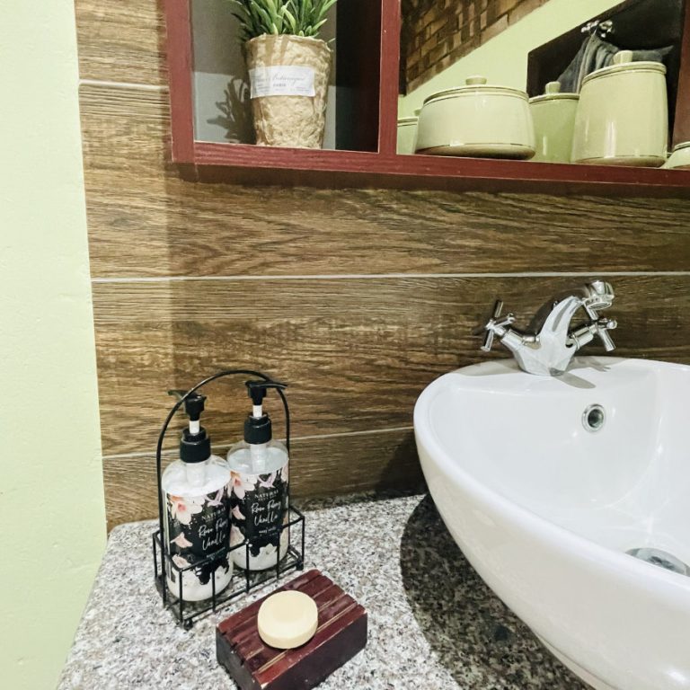 Room-1-bath