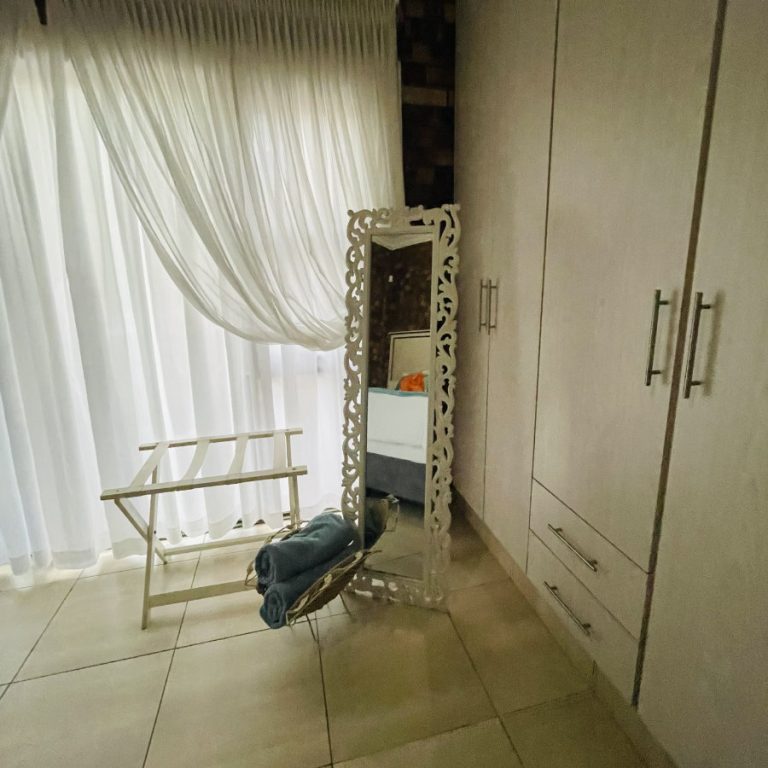 room-2-f